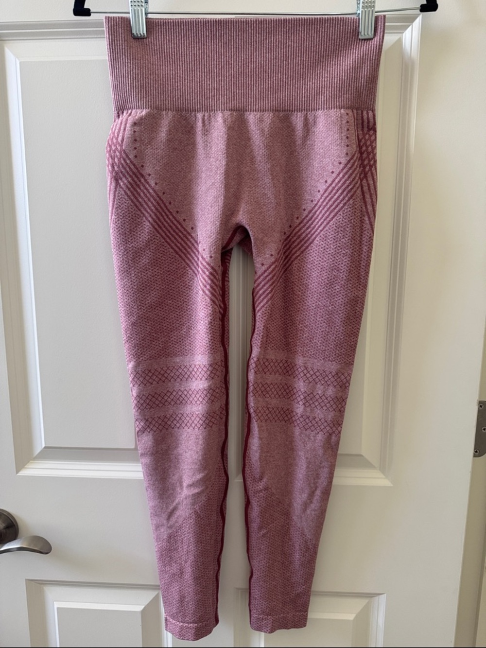 Women’s Cropped High-Waste Leggings Size M